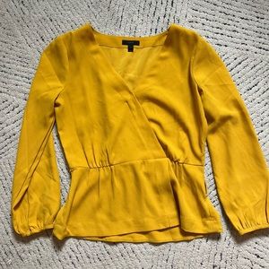 Jcrew blouse! Size 6, great condition